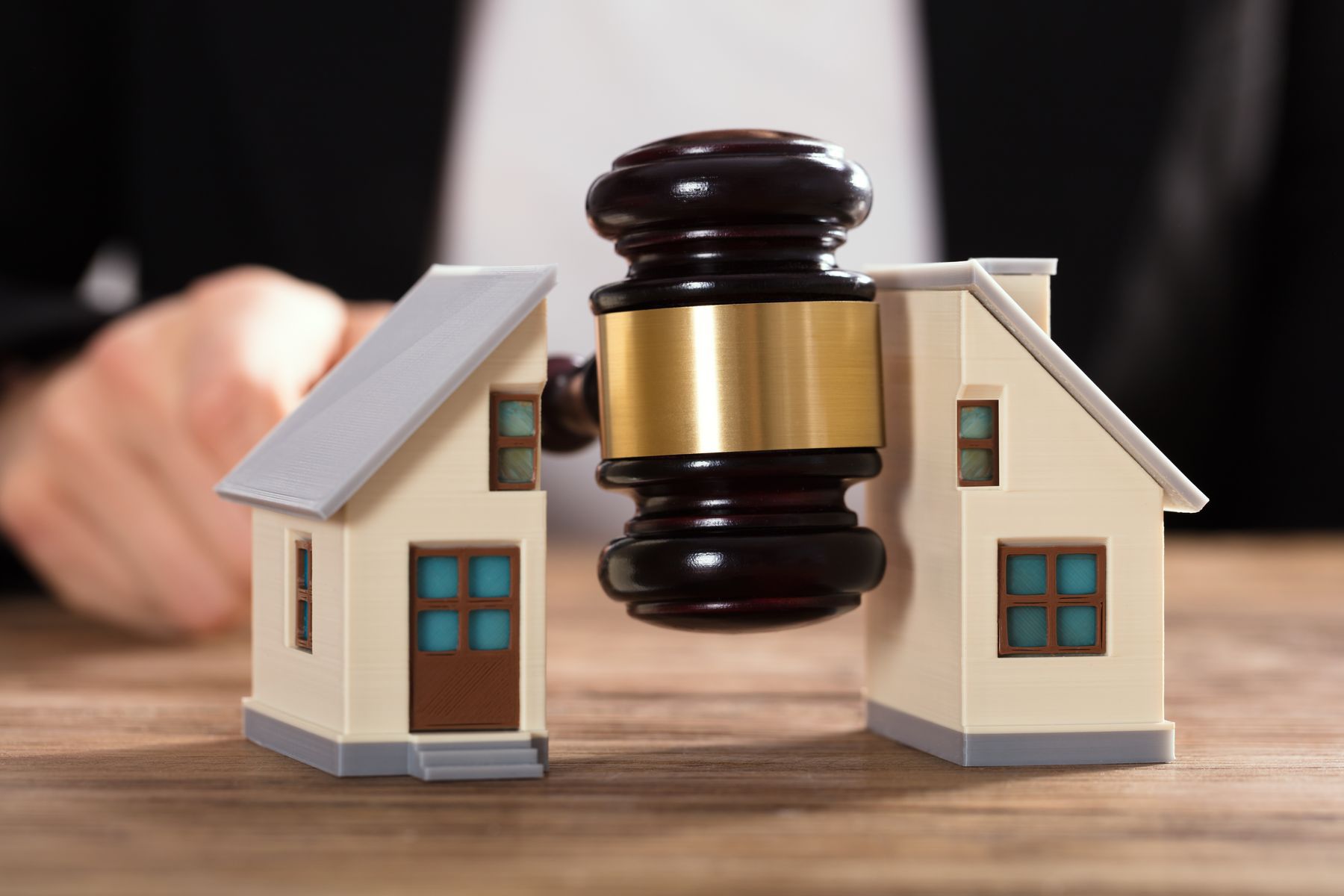 Property Dispute Lawyer: Resolving Boundary and Ownership Issues
